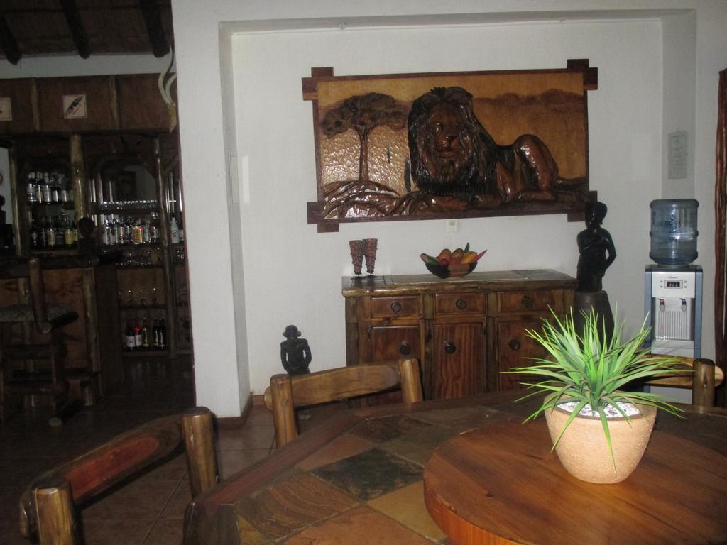 Royal Kruger Lodge Marloth Park Exteriör bild